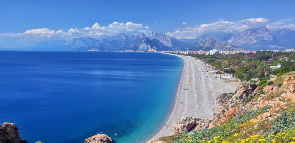 Konyaaltı Beach